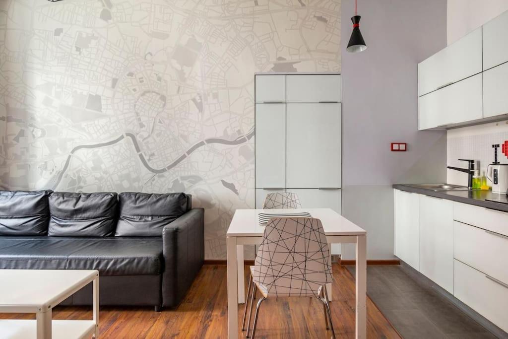 Florianska Glamour Apartments คราคูฟ ภายนอก รูปภาพ