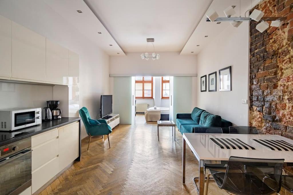 Florianska Glamour Apartments คราคูฟ ภายนอก รูปภาพ